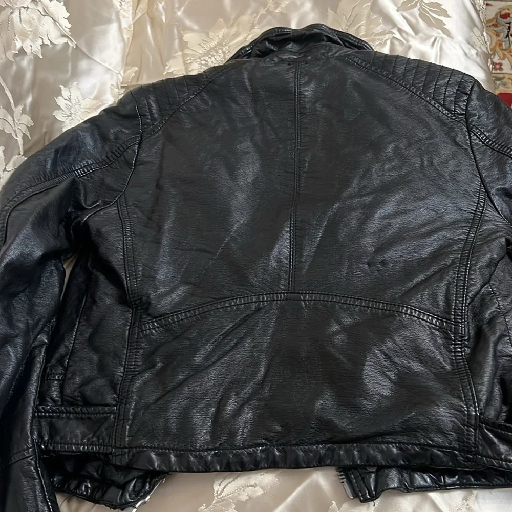 FREE PEOPLE LEATHER JACKET BLACK CUTE SIZE S VEGAN LEATHER COAT JACKET